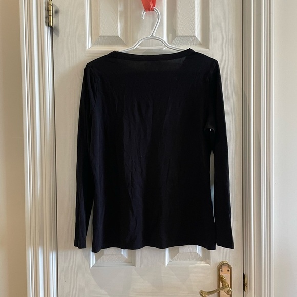 Black long sleeve vneck shirt - Picture 3 of 3